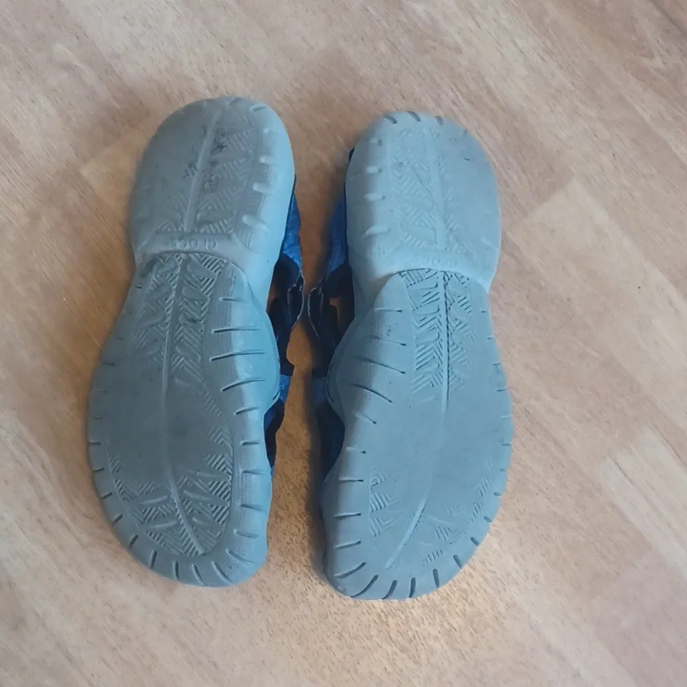 Crocs men's size 12 blue and gray